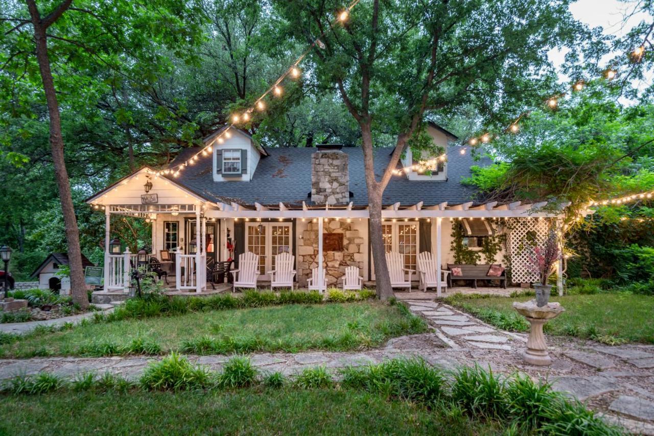 Country Woods Inn Glen Rose Dış mekan fotoğraf