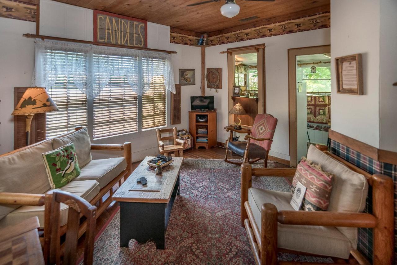 Country Woods Inn Glen Rose Dış mekan fotoğraf