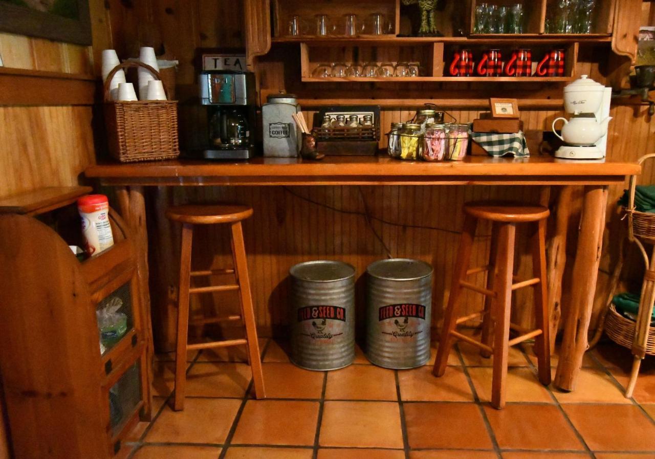 Country Woods Inn Glen Rose Dış mekan fotoğraf